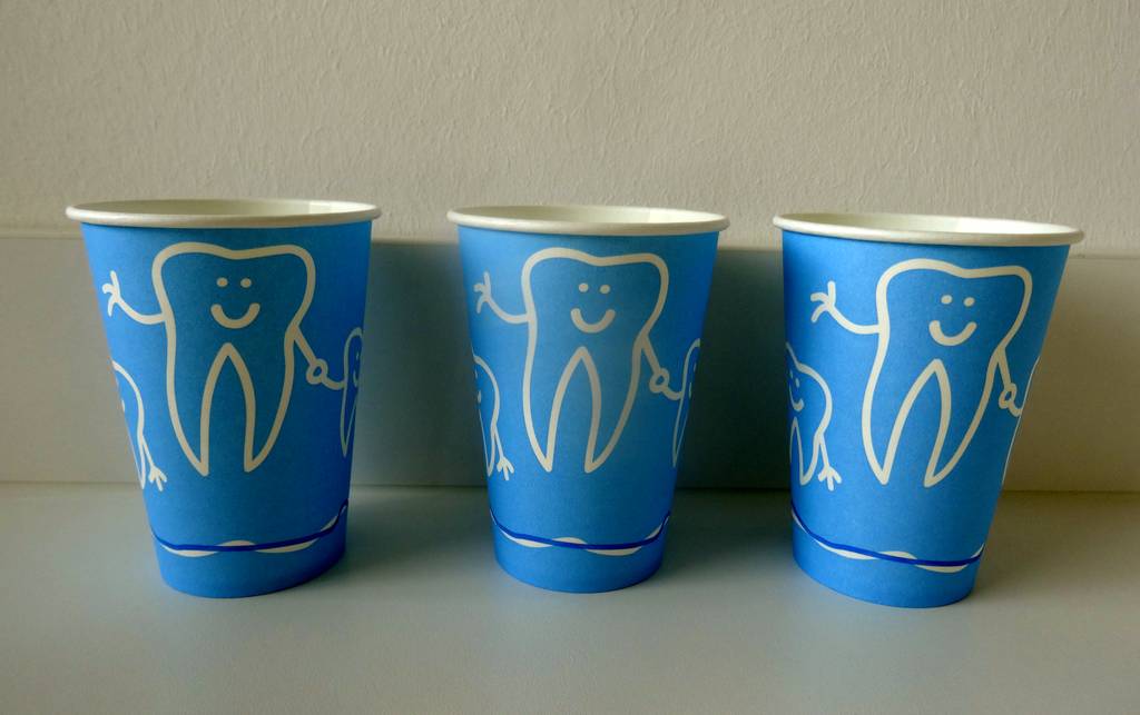 Trinkbecher aus Pappe