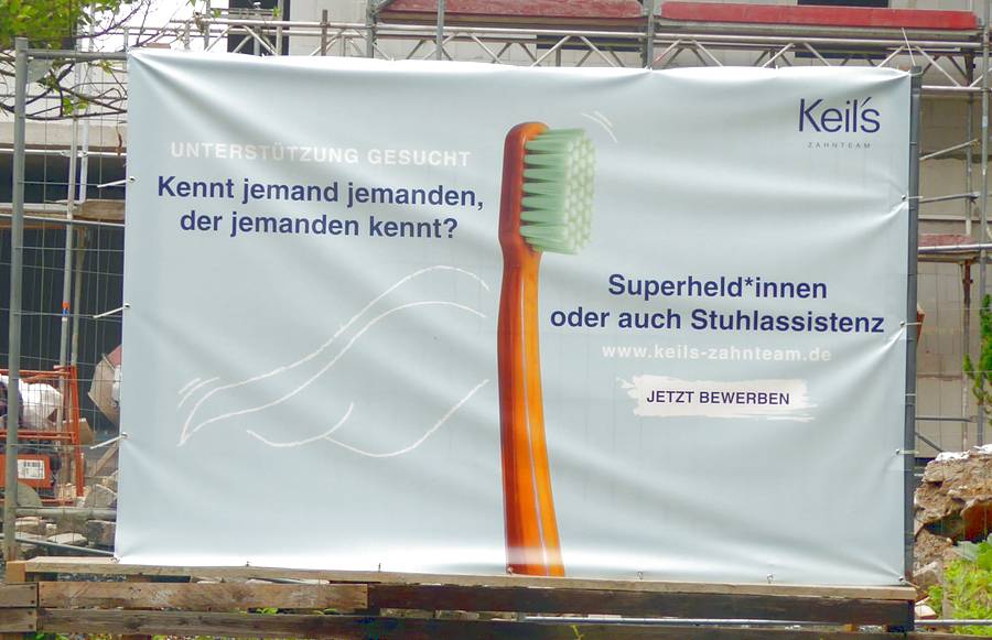 Fachkräftemangel - Unterstützung gesucht (Plakat)
